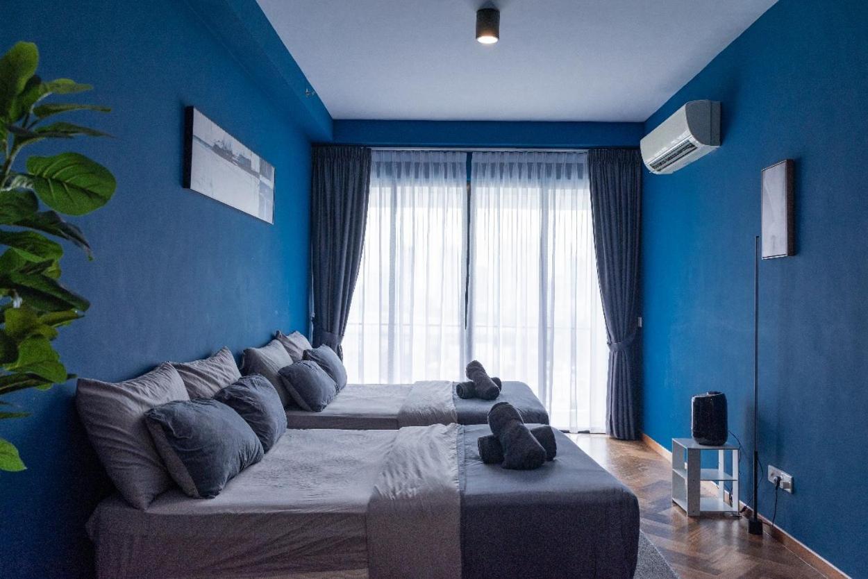 Deluxe Seaview Suite Twin Bed By The Only Bnb Tanjung Tokong Extérieur photo
