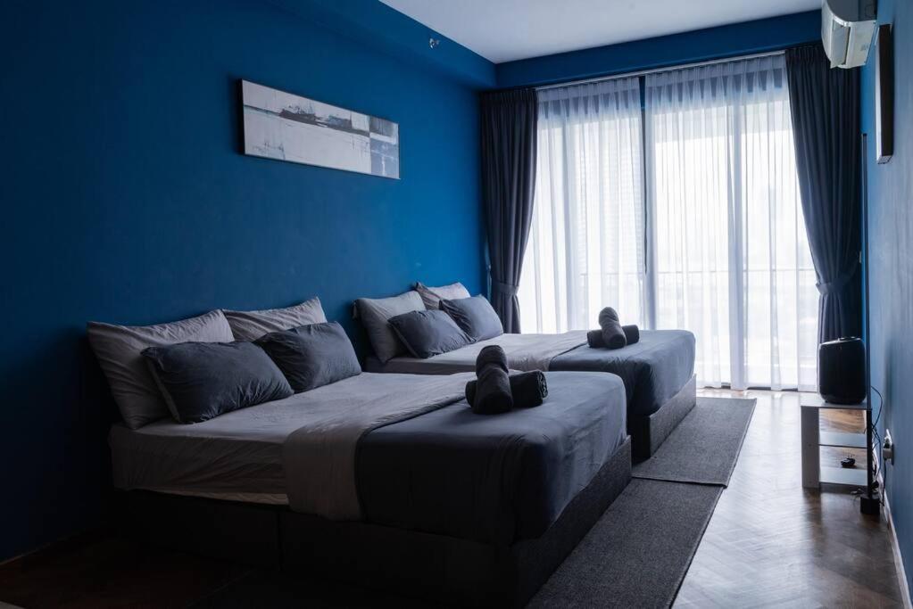Deluxe Seaview Suite Twin Bed By The Only Bnb Tanjung Tokong Extérieur photo
