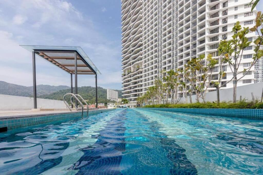 Deluxe Seaview Suite Twin Bed By The Only Bnb Tanjung Tokong Extérieur photo